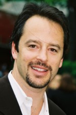 Gil Bellows